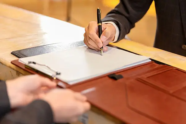 德国人到贵阳旅游多少公里