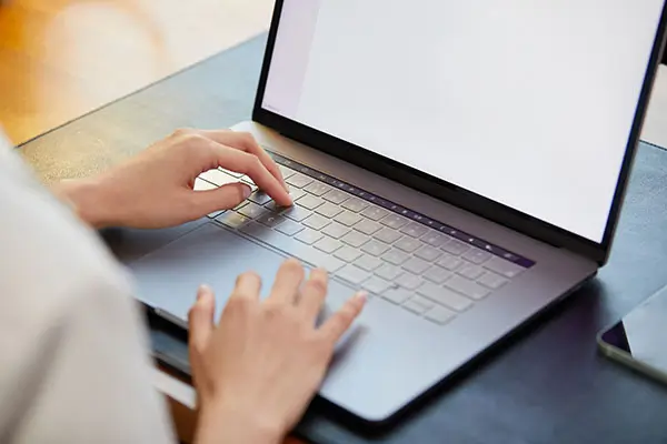 厄立特里亚人到贵阳旅游的老外避坑指南